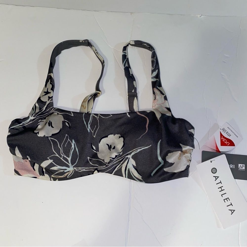 NWT Athleta Sz 32 B/C Underwire Bikini Swim Top Aqualux Wildflower
